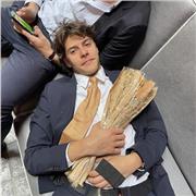 Offering ease of expression focused English/CAE, IELTS, TOEFL preparation classes online for students and professionals alike.